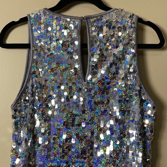 NWT Smythe Deep V Midi Dress in Silver Pailette - Picture 6 of 12